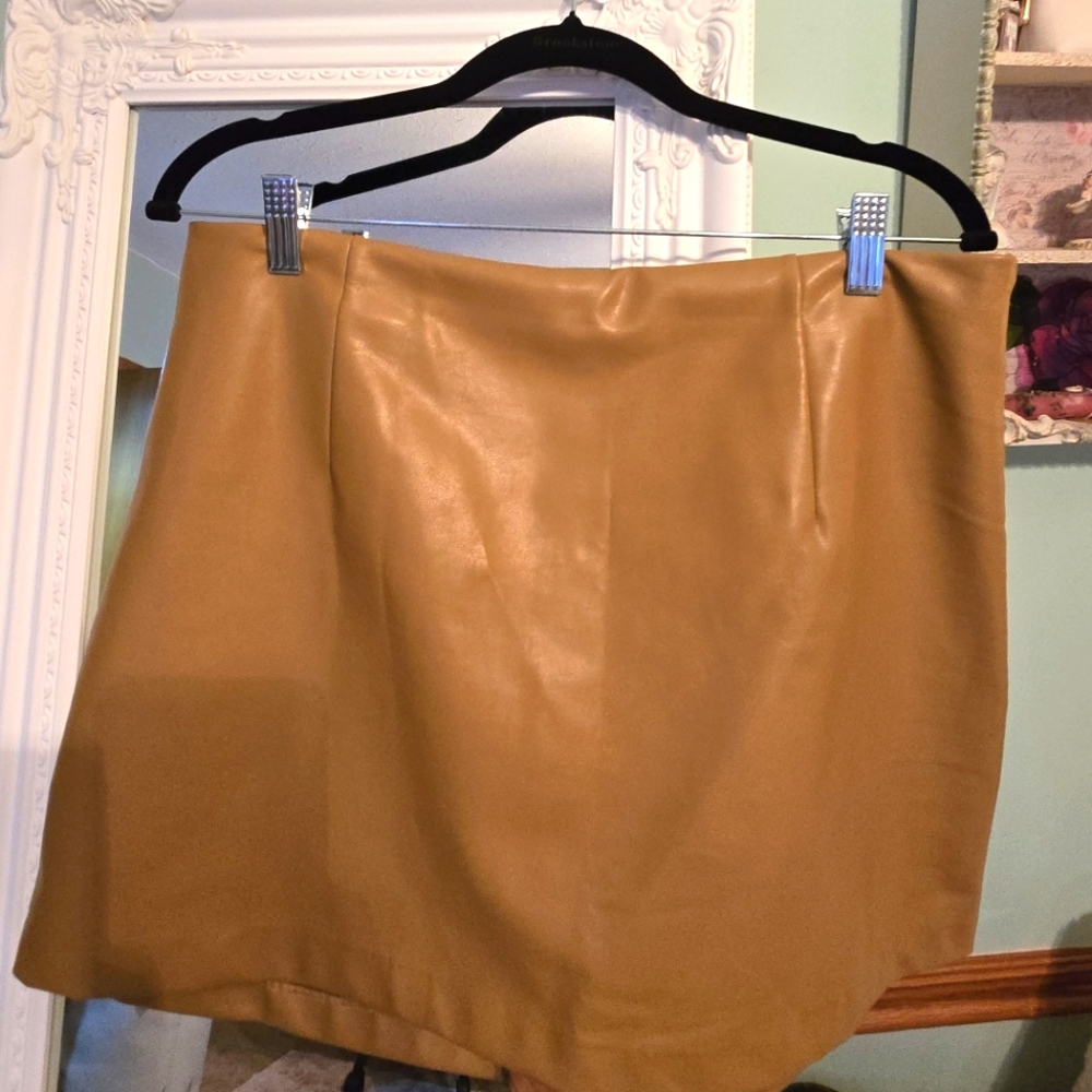 Abercrombie & Fitch Tan Mini Skirt